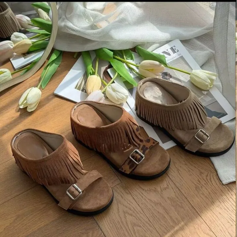 Sandalias de Mujer Tipo Pantufla, Estilo Boho, de Gamuza con Flecos y Borlas, Planas, Cómodas, para la Playa, Vacaciones, con Hebilla, Zapatos de Moda para Dama 2026