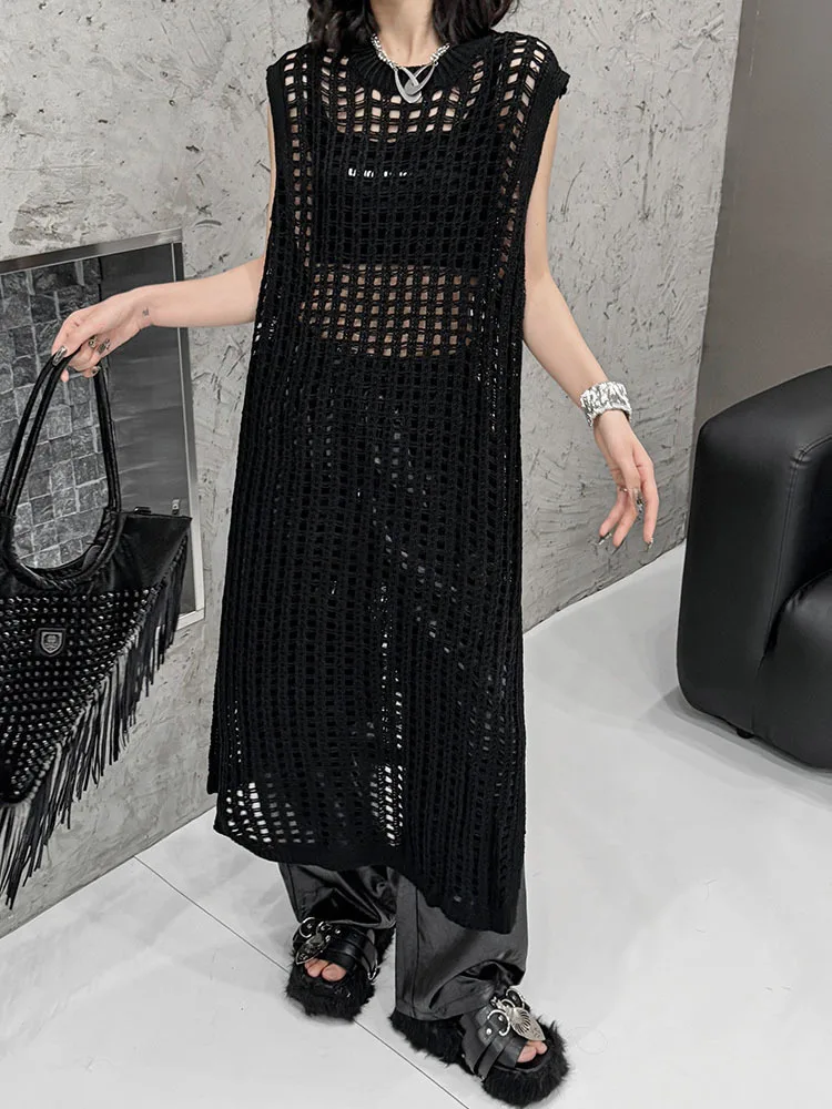 [EAM] Women Black Knitting Hollow Out Big Size Long Dress New Round Neck Sleeveless Fashion Tide Spring Summer 2024 1DH6884