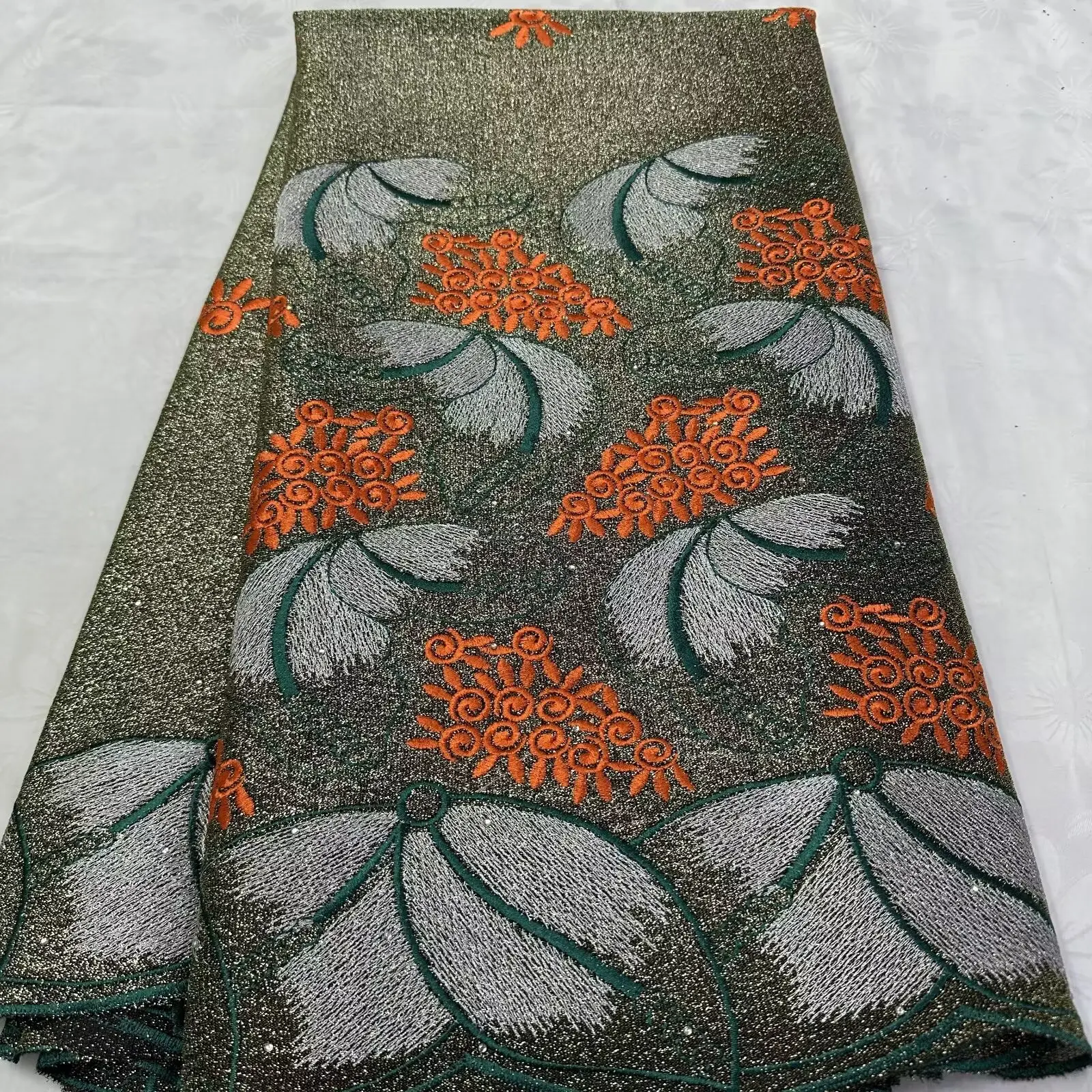 Afrikanische Steine Mesh Spitze Stoff 2025, hochwertige französische nigerianische Mesh-Stickerei Spitze Nähen für Frauen Hochzeitskleider 5 Yards