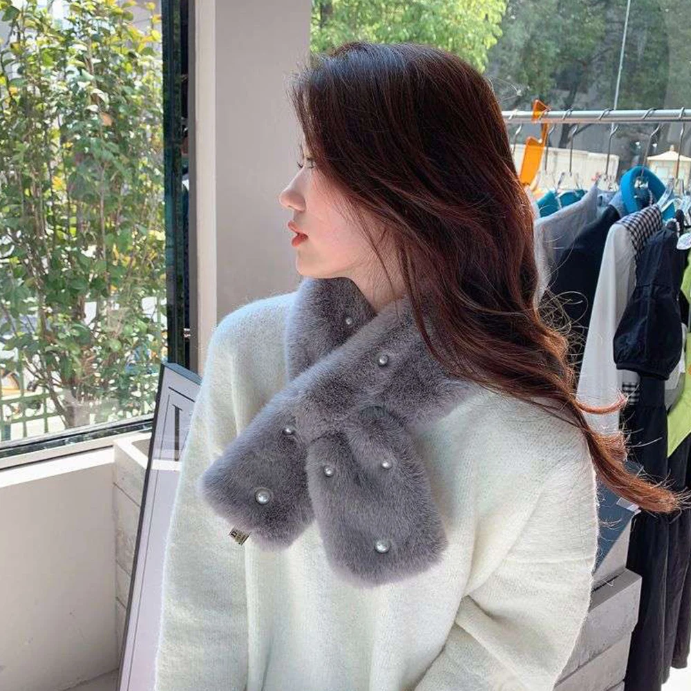 Pearl Beaded Plush Cross Scarf Solid Color Windproof Snood Scarves Soft Furry Fluffy Scarves Winter Faux Rabbit Fur Collar Scarf