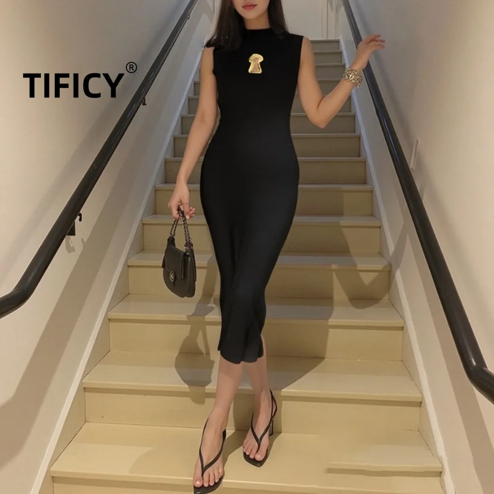 

High Street Sexy Socialite Style Bag Hip Dresses Women 2025 New Round Neck Sleeveless Hollow Design High Waisted Dress