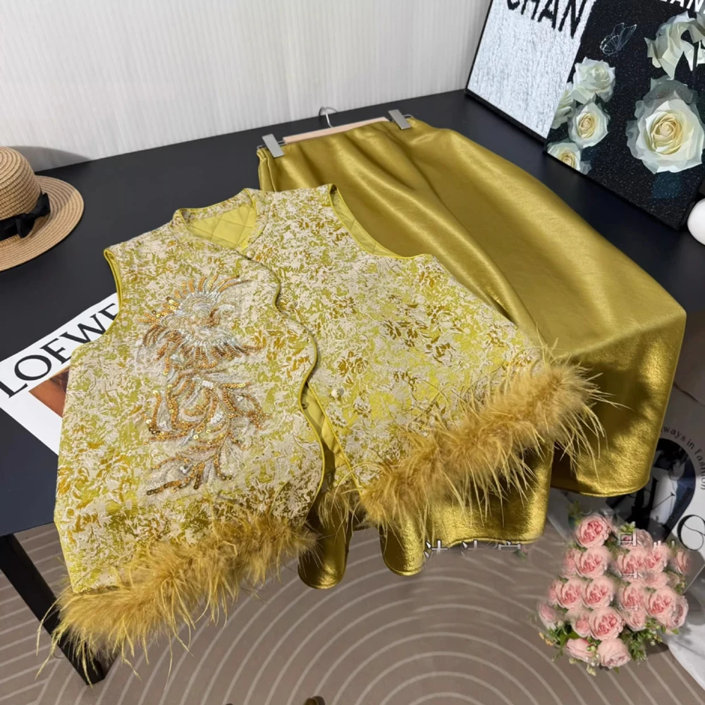 New Chinese Sequined Beads Vest Ladies Luxury Ostrich Feather Sleeveless Qipao Top Hanfu Costume Autumn Winter New Waistvest