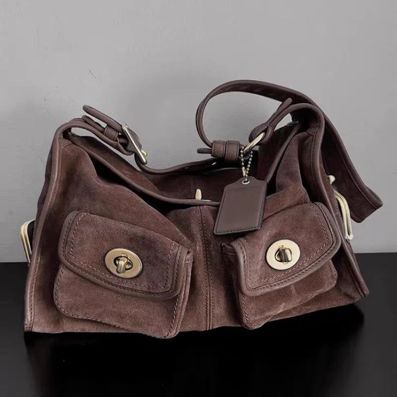 

Retro Suede Shoulder Bag Multiple Pockets Wide Shoulder Strap Underarm Bag Metal Lock Closure Handbags Motorcycle Crossbody Bags