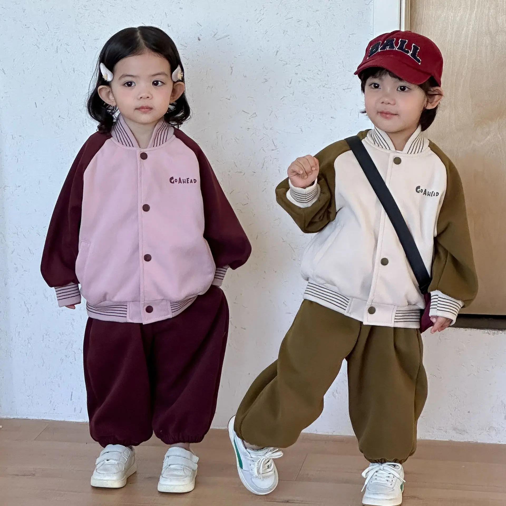 

Комплект детской одежды, весна-осень 2026, новый спортивный костюм для мальчиков, пальто + штаны, бейсбольная форма для девочек, комплект из 2 предметов
