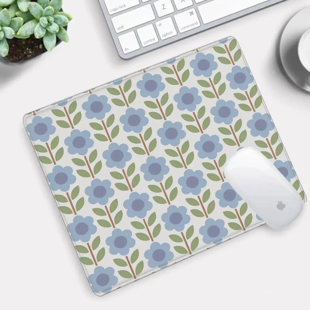 Retro Blue Floral Desk Mat Multiple sizes Large Square Computer Office Game Table Mats 70s Geometric Pattern Rubber Mousepad