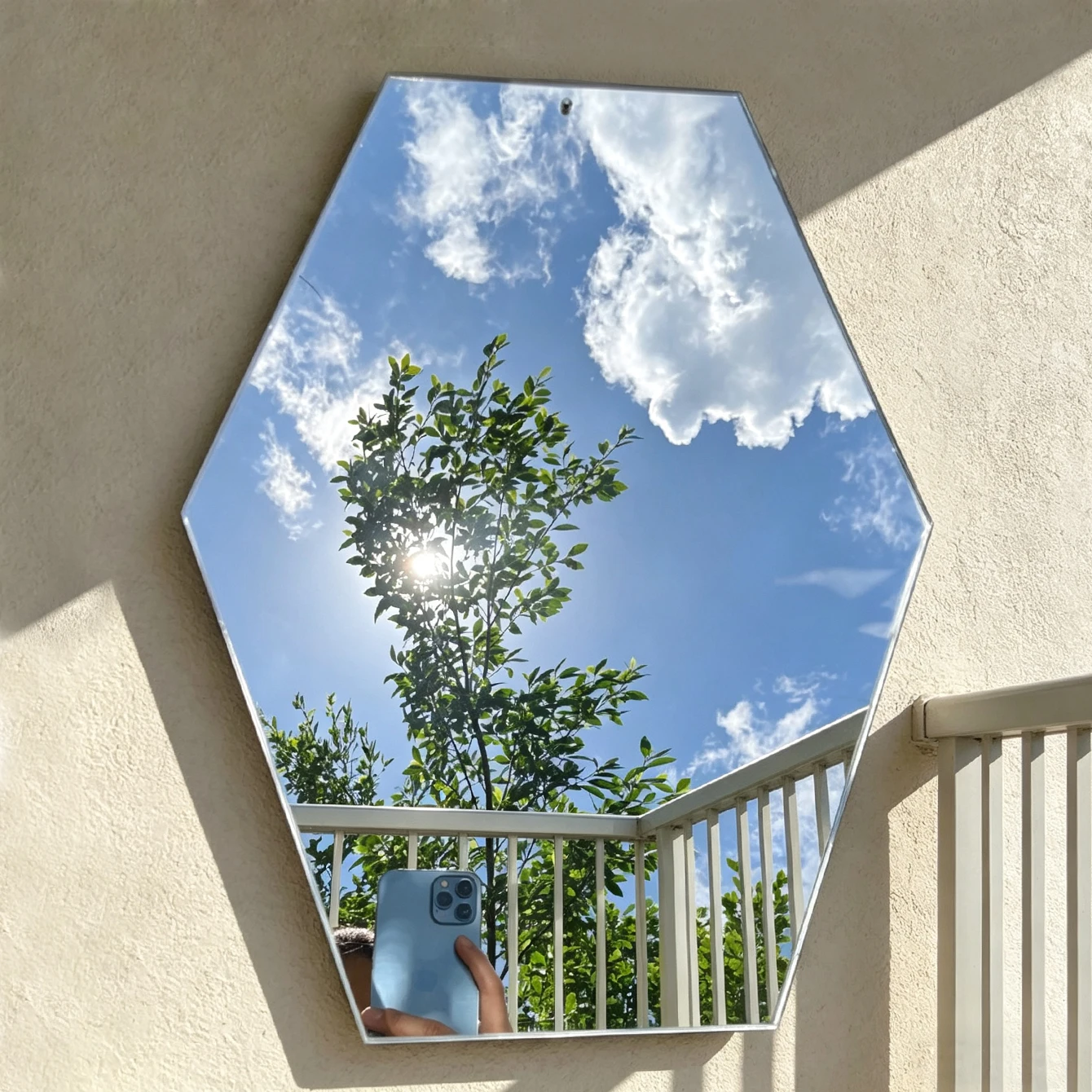 Hexagonal bathroom makeup mirror, living room display mirror, large non glass acrylic mirror, ceramic tile decorative mirror, su