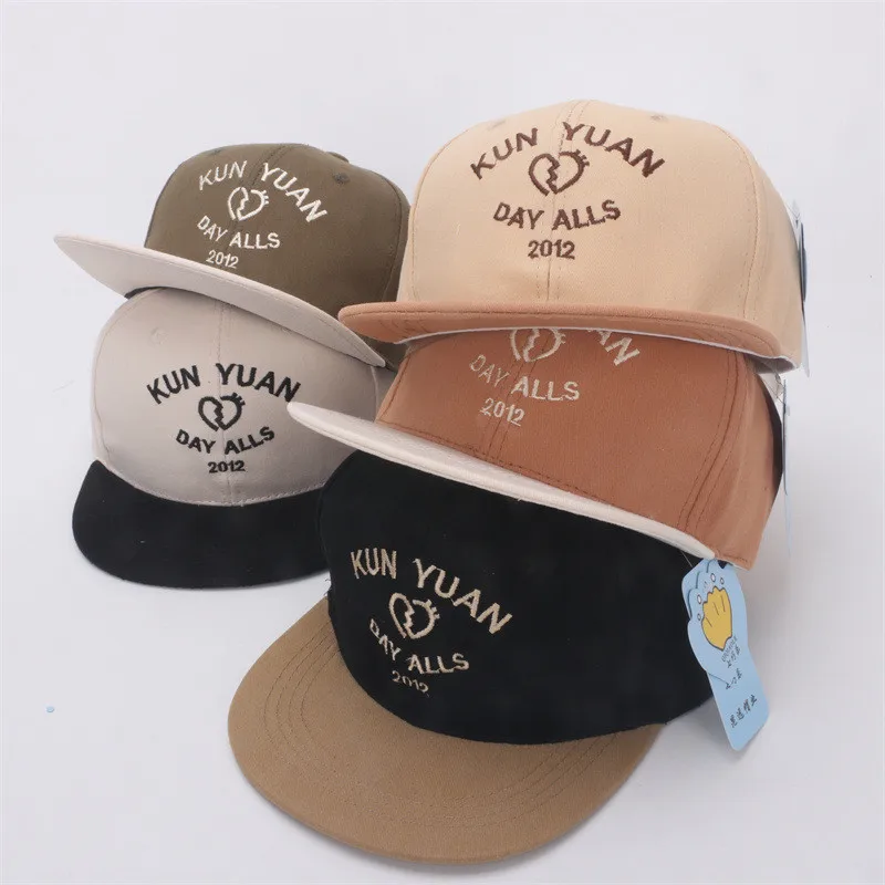 2024 New Kids Baseball Cap Fashion Letters Boy Girl Snapback Hip Hop Cap Baby Adjustable Sun Hat 2-8Y