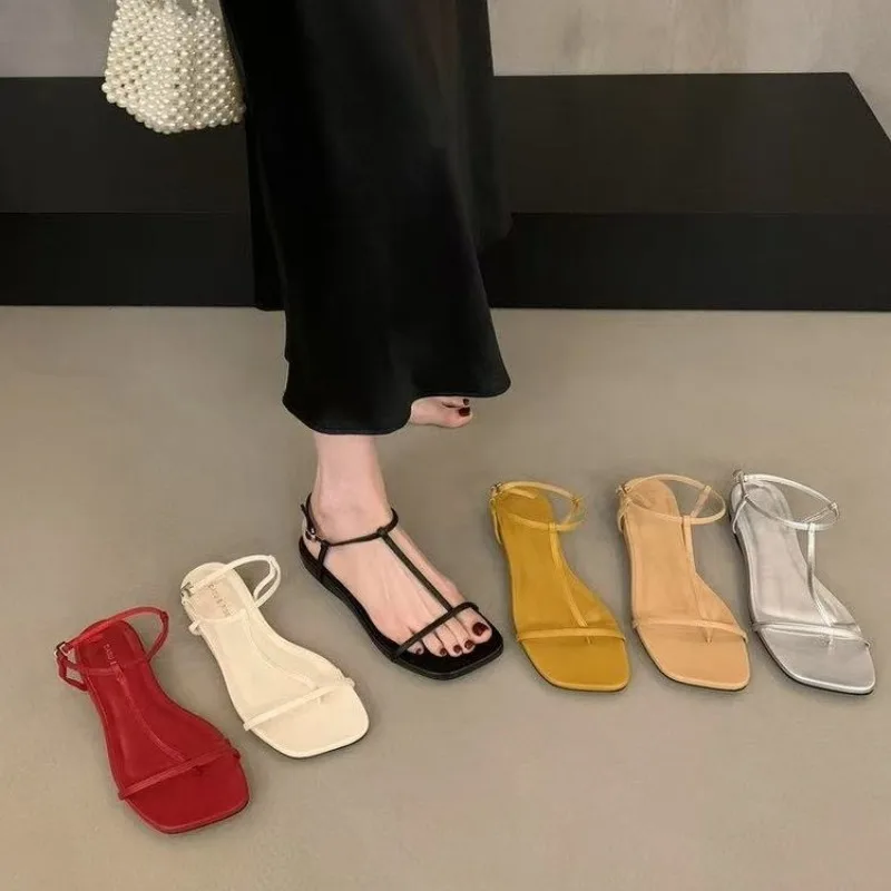 

New Style Fashionable Summer Women Luxury Flats Sandals Ladies Comfortable Soft Sole Dress Shoes Outdoor Beach Vacation Footwear