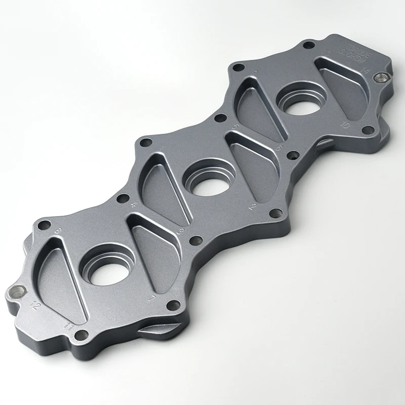 

6H3-11191-00-9M 6H3-11191 Cover Cylinder Head For Yamaha Outboard Motor 3 Cylinder 60HP 70HP 6K5 6H3 Series 6H3-11191;6K5-11191