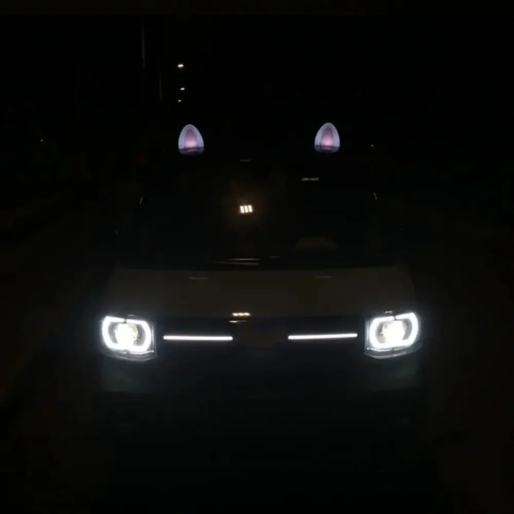 With or without lights 1 or 2pcs The car roof solar light decoration cat ears car cute panda ears Roof exterior decoration