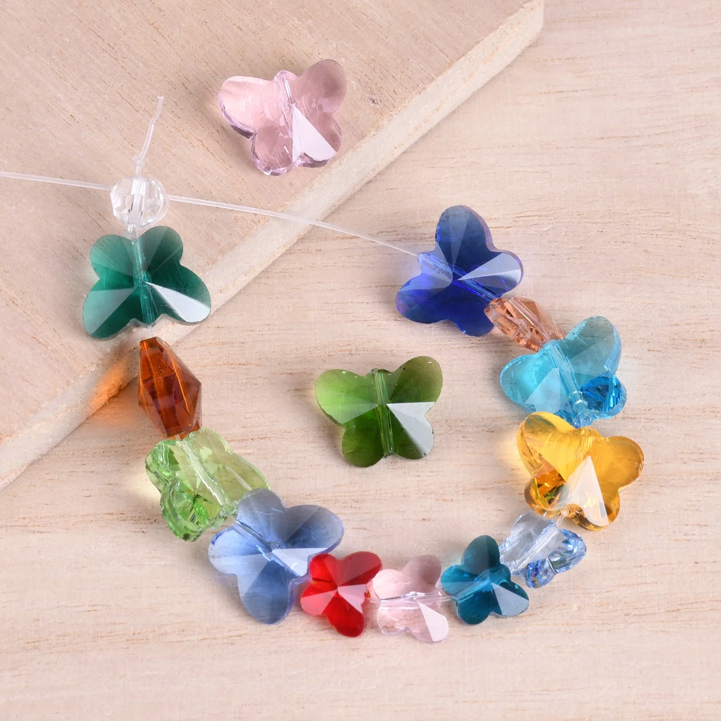 

10pcs Butterfly Shape 10mm 14mm Faceted Crystal Glass Loose Beads For Jewelry Making DIY Crafts Findings