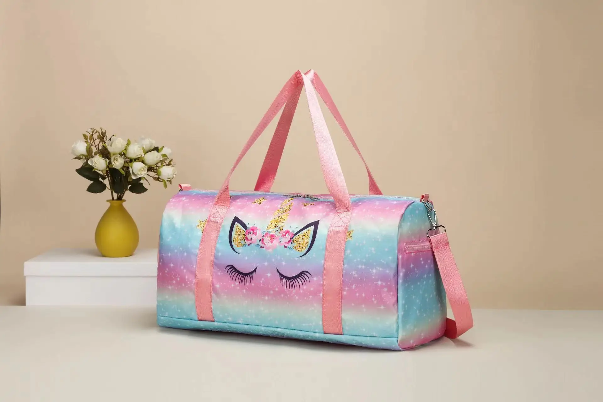 Large Capacity Outdoor Travel Bag Colorful Unicorn Print Gym Bag Children\'s and Adult\'s Shoulder Bags Outdoor Tote Bag