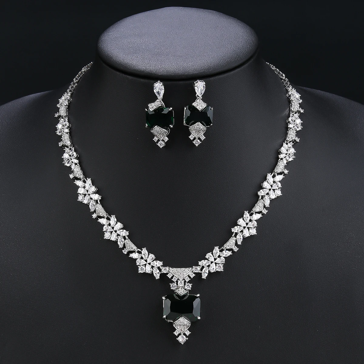 Elegant CZ Cubic Zirconia Pendant Necklace  Earrings Set Bridal Wedding Jewelry Sets for Women Gift CN11260