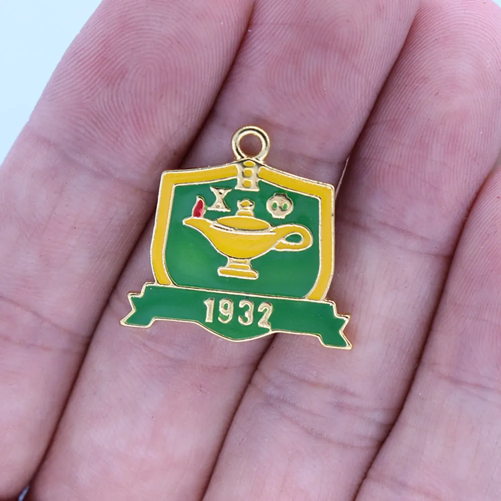 Green Yellow Enamel Color Founded Years 1932 Greek Letters Sorority Sign Lamp Chi Eta Phi Charms XHO Organization Pendant DIY