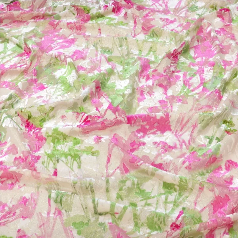 

The cheongsam dress is made of silk with gold and floral patterns printed velvet fabric featuring a style