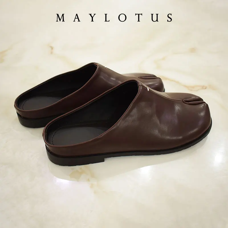 Novelty Split Toe Shoes Woman Ninja Tabi Slippers Leather Slides Comfy Mules Femmes Clog Sandals Pettitoes  Slippers Women