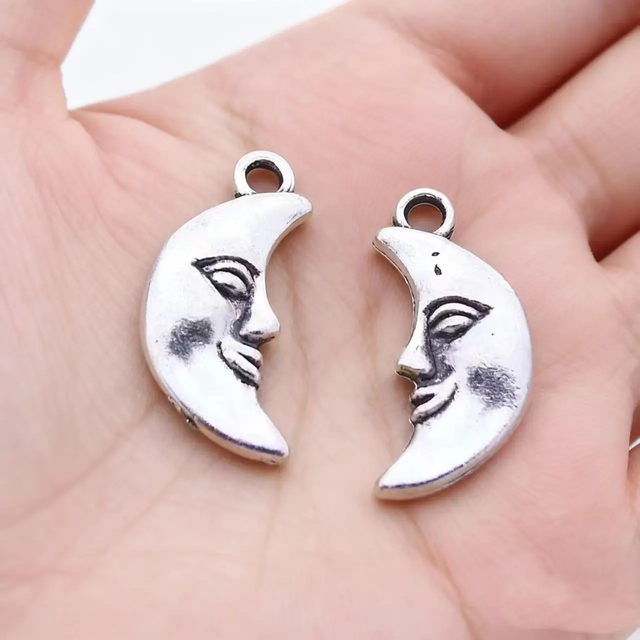 20Pcs/Lot Charms Moon Face 19x9mm Antique  Silver Color Pendants Making DIY Handmade Tibetan Finding Jewelry