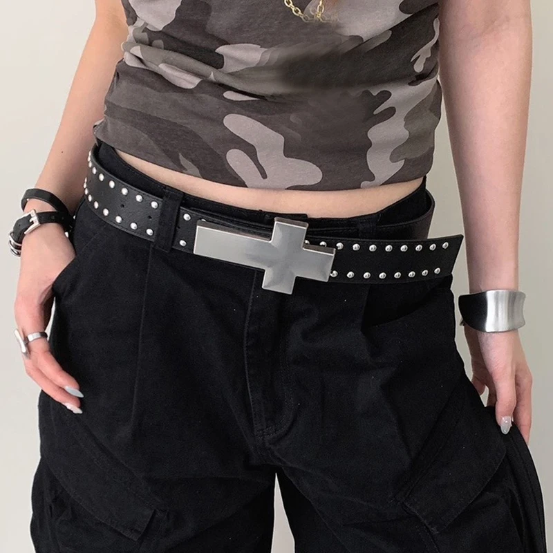 Harajuku Punk Studded Cross Belt Y2K Hip Hop Street Style Waist Belt Burst Pattern Rock Waistband for Party Music Festival Belt view 3