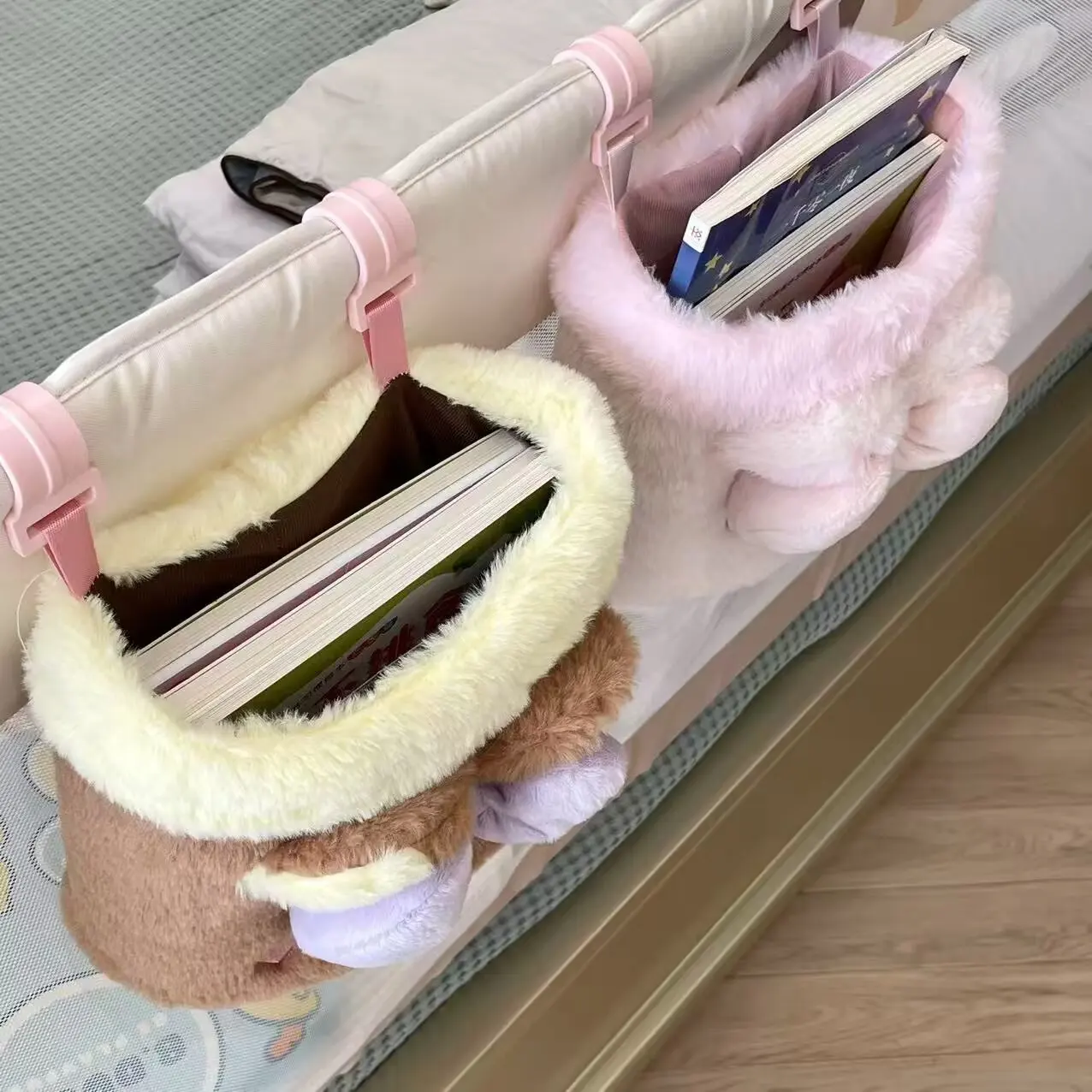 Rilakkuma Hängetasche für Schlafsaal – Süßer Korilakkuma Plüsch-Organizer, weicher Kawaii Caddy für Schreibtisch-Kosmetikaufbewahrung für Mädchen – Detail 18