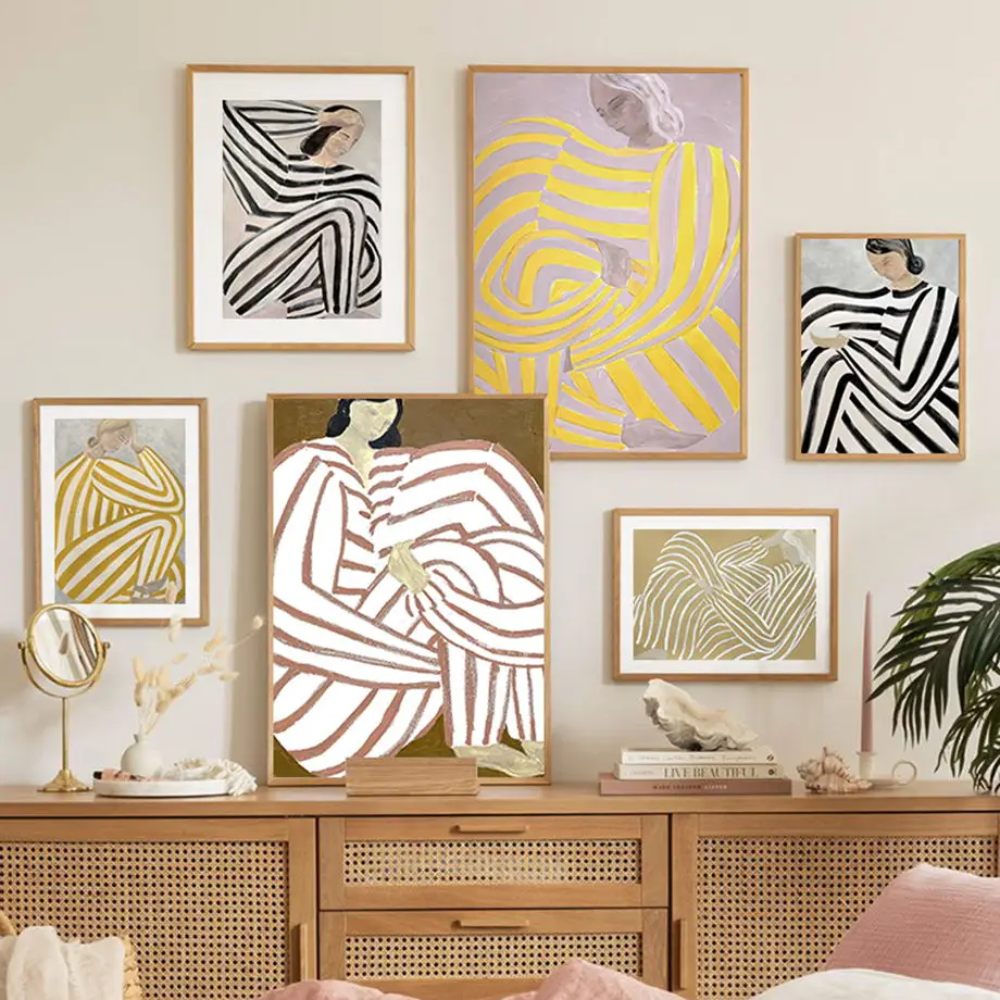 

Woman Pajamas Meditation Abstract Lines Curves Poster Nordic Wall Art Print Canvas Painting Vintage Pictures For Bedroom Decor