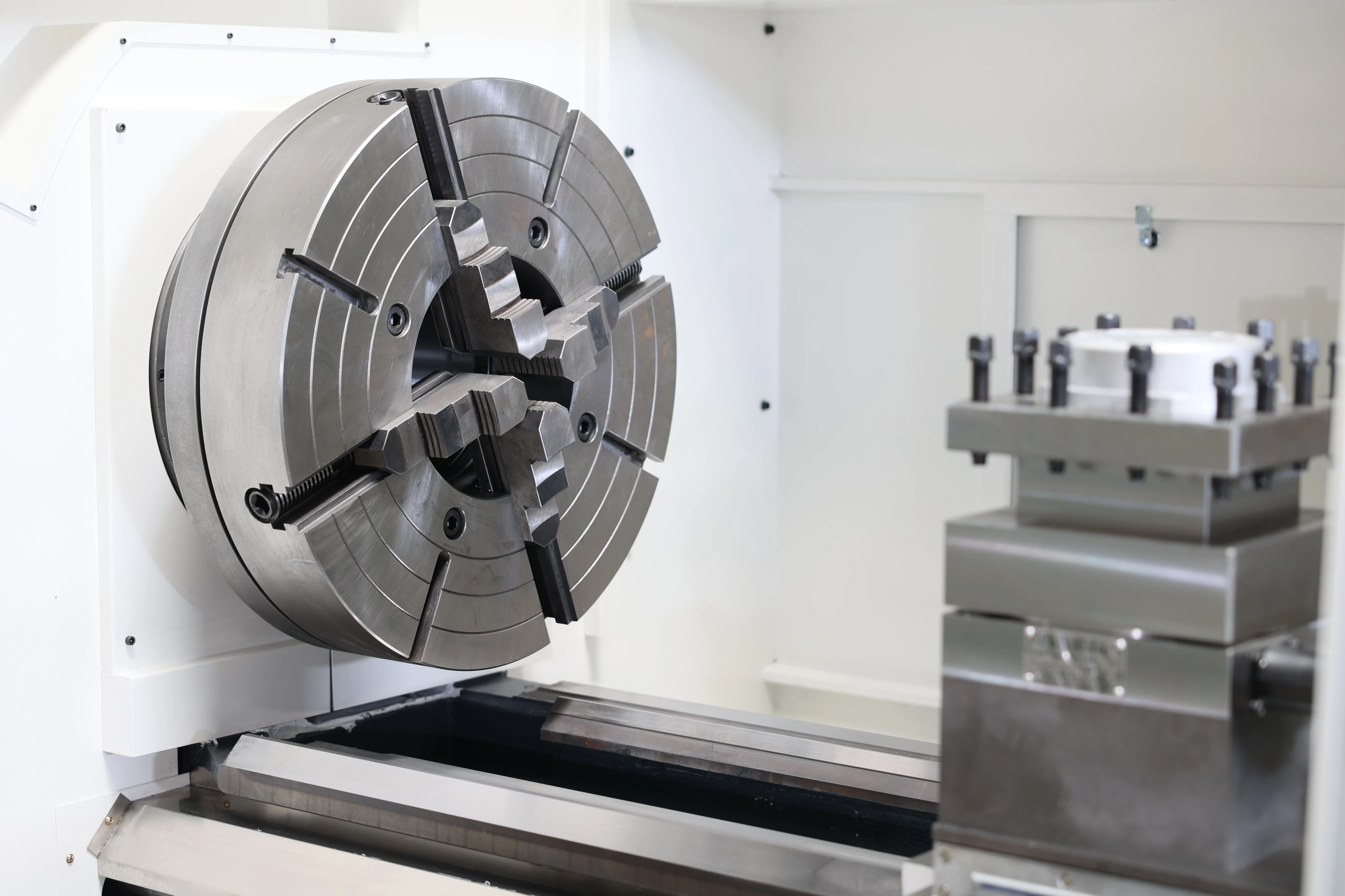 Ariow Large Spindle Bore QK1327 Cnc Automatic Feed High Efficiency Pipe Threading Oil Country Lathe