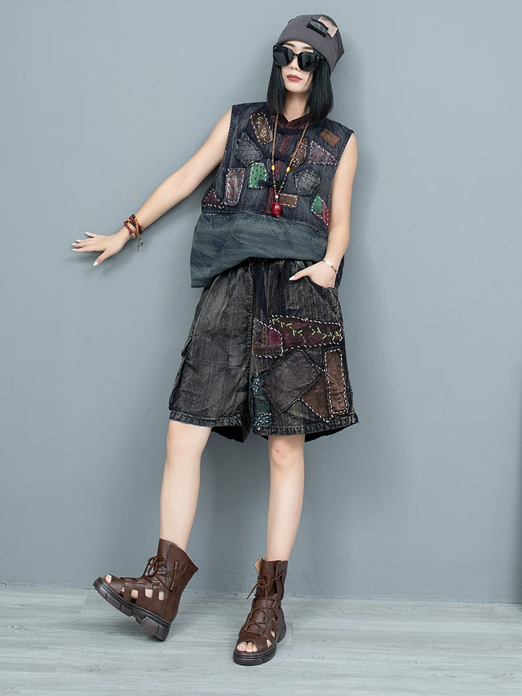 Heavy Industry Hand Embroidered Patchwork Old Fabric Buckle Vest + Wide Leg Shorts Two-piece Set Women 2024 Summer LX1514