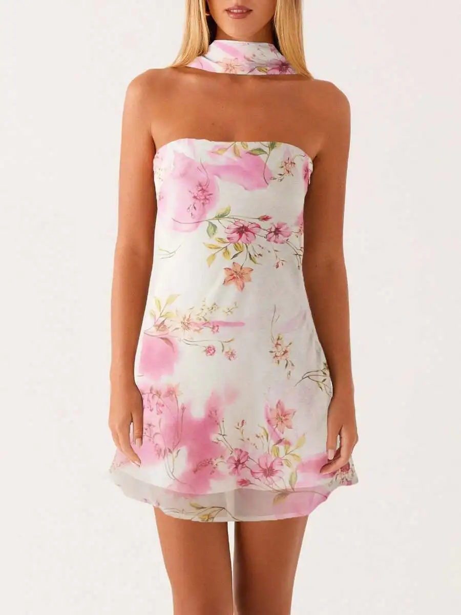 

Мини-платье без бретелек с цветочным принтом и съемным шарфом-галстуком - летний шик