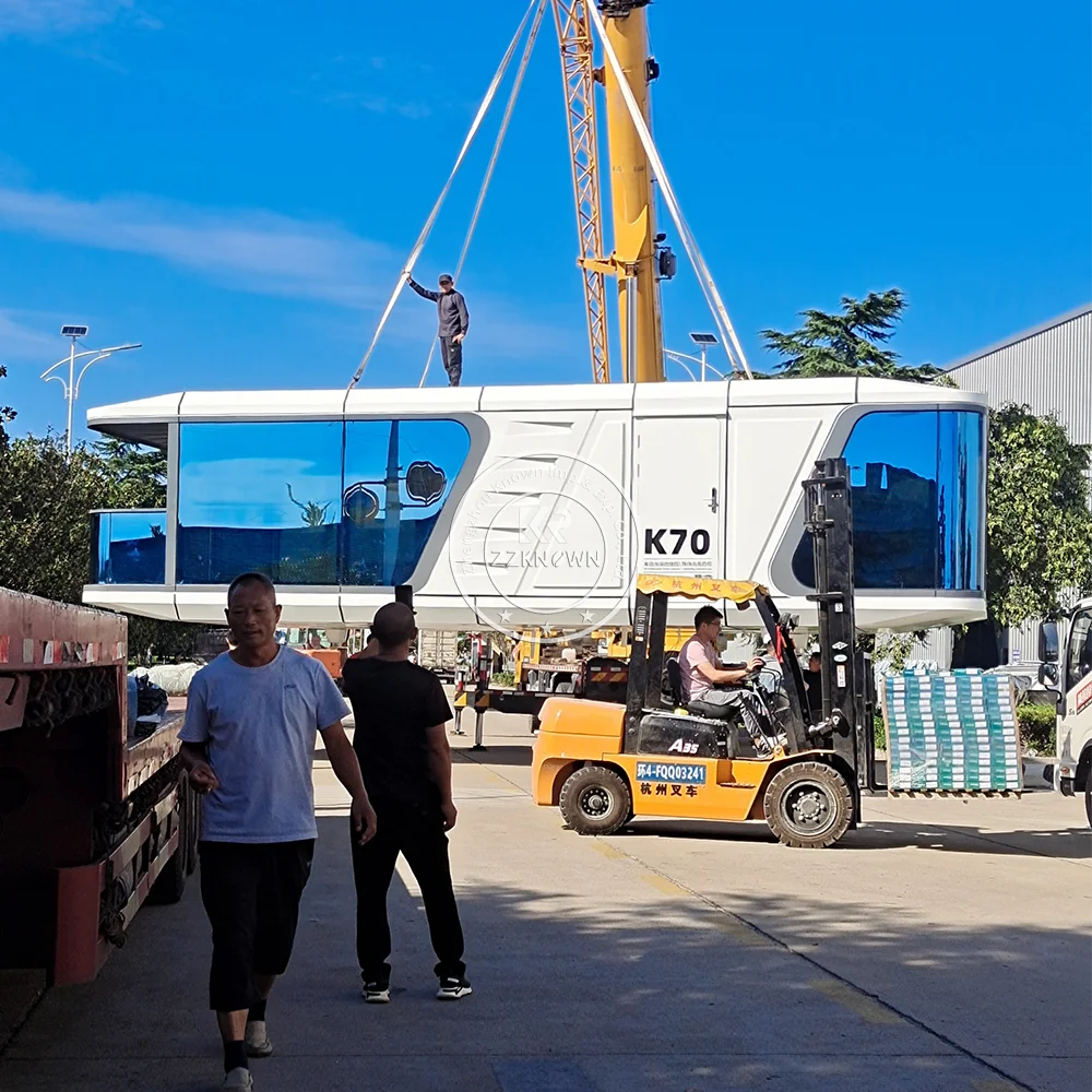 Modern Luxury Mobile Outdoor Hotel Tiny Modular Prefabricated Space Capsule House Camping Capsule Cabin Container Home