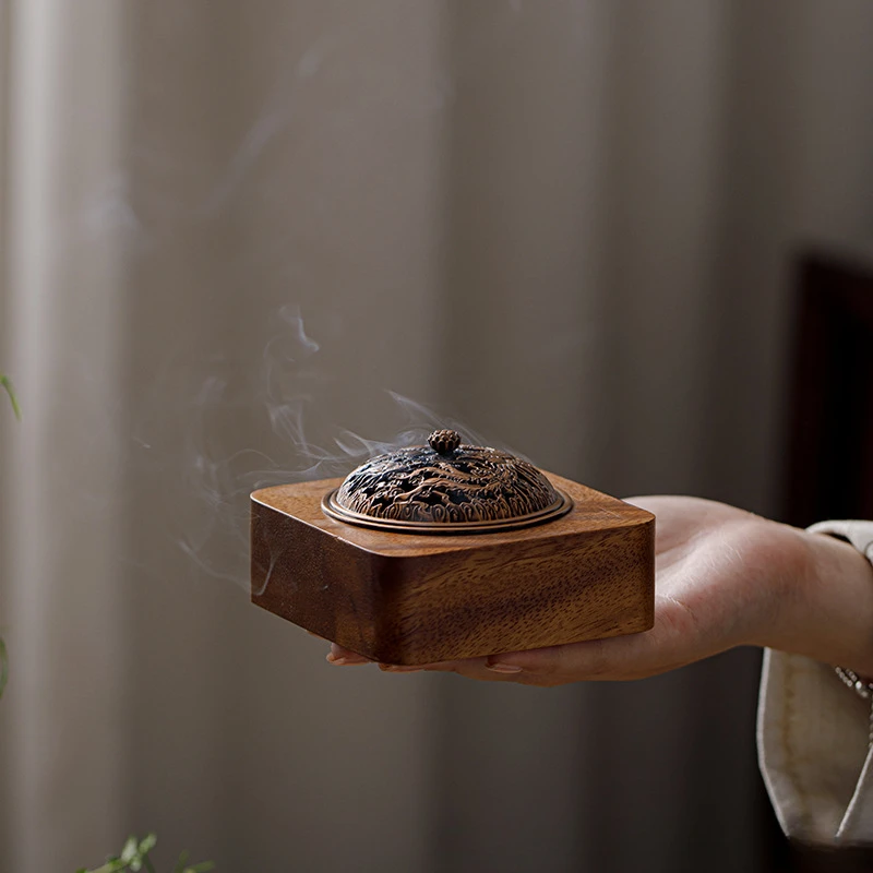 Walnut Zen Tea Ceremony Incense Burner Home Decoration Indoor Agarwood Spice Aromatherapy Hollow with Lid Incense Holder Bottom