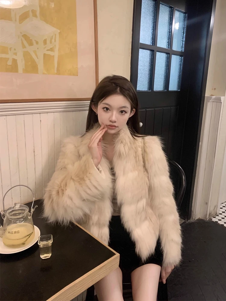 

Elegant Short Trim Collar Fur Coat Women's Winter New Style Warm Loose Leather Overcoat Female Commute Style Other Fur Type