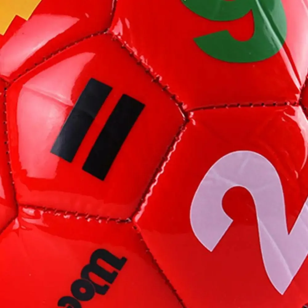 Durable 15cm Mini fútbol preescolar pequeño número de fútbol letra bola interacción entre padres-unisex