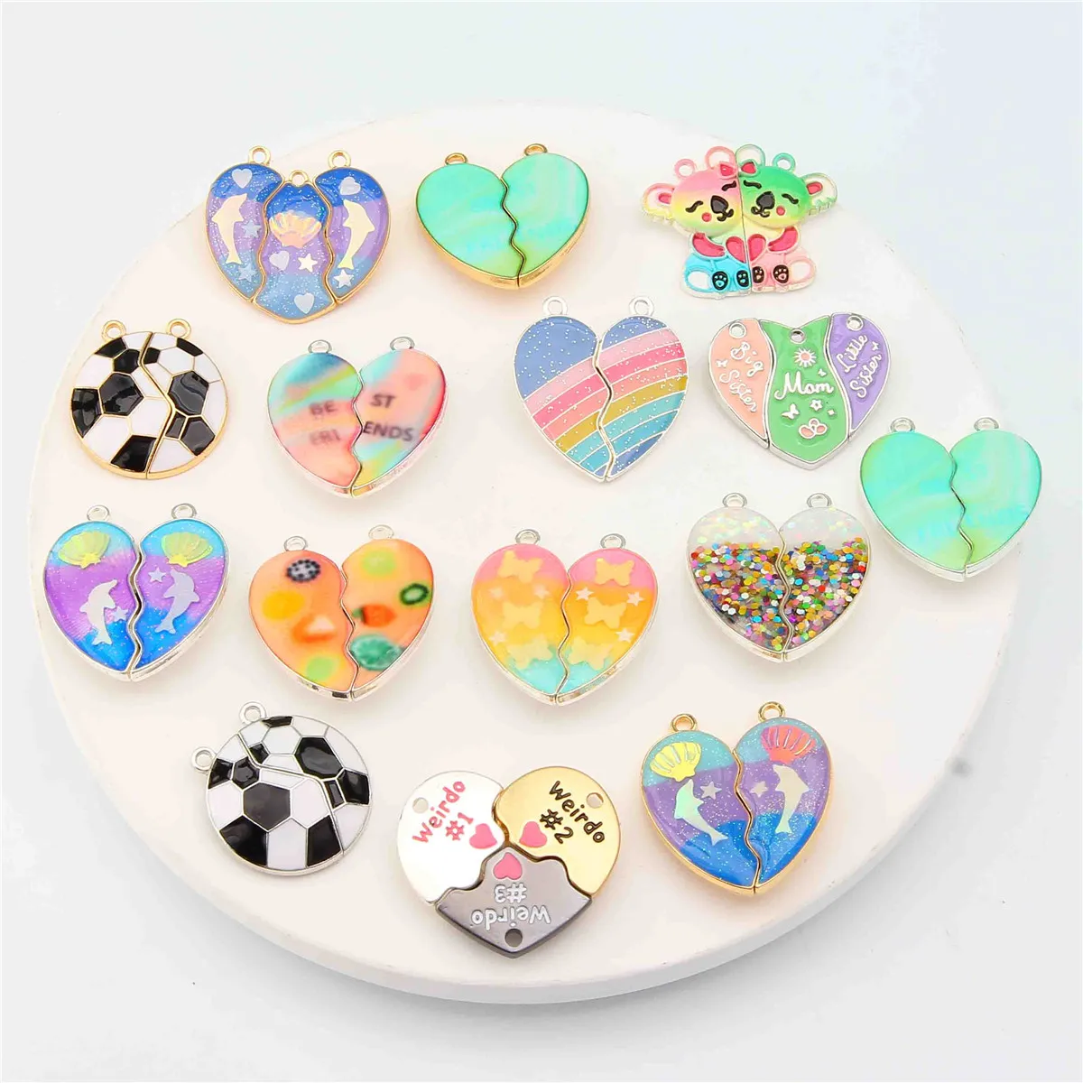 

Good friends love magnetic pendant DIY necklace open for students best friend friendship cartoon pendant sweet birthday gift who