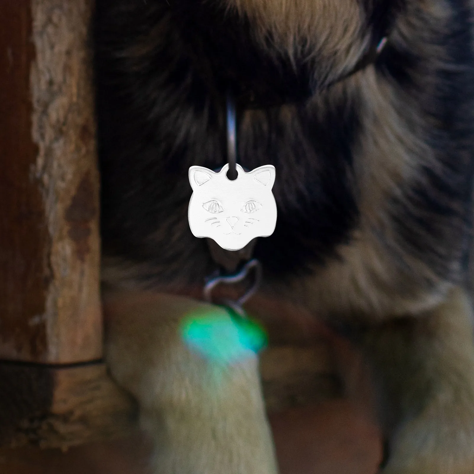 

10pcs Tags Cat Head Shaped Aluminium ID Tags for Dogs Cats Personalized Engraved Pet Collar Accessories Dog Grooming