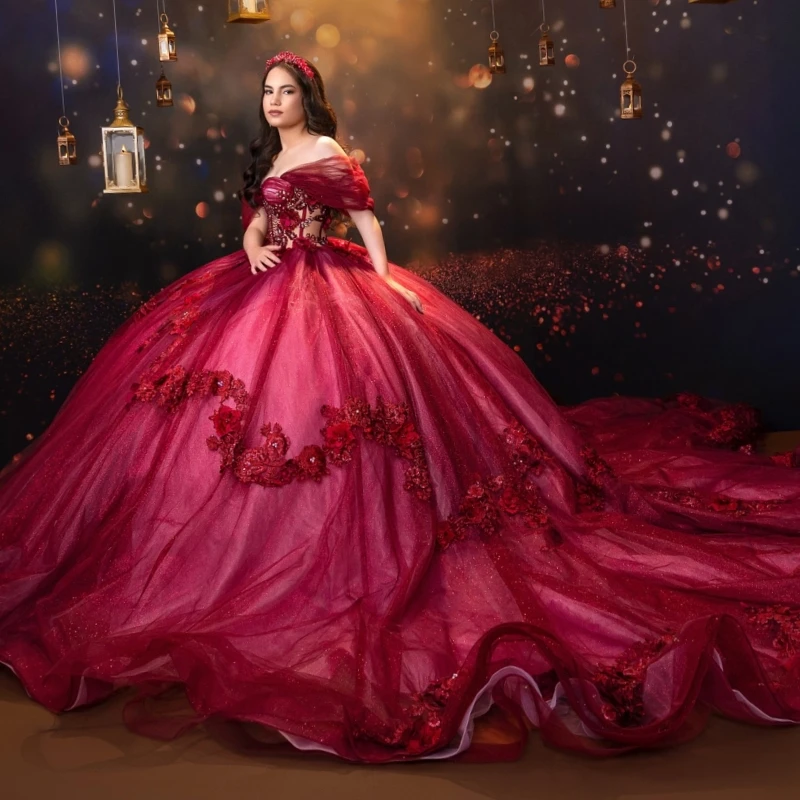 

Red Shiny Quinceanera Dresses Off Shoulder Ball Gown Sweet 16 Dress Beads Appliques Lace Tull Corset Birthday Party Vestidos 15