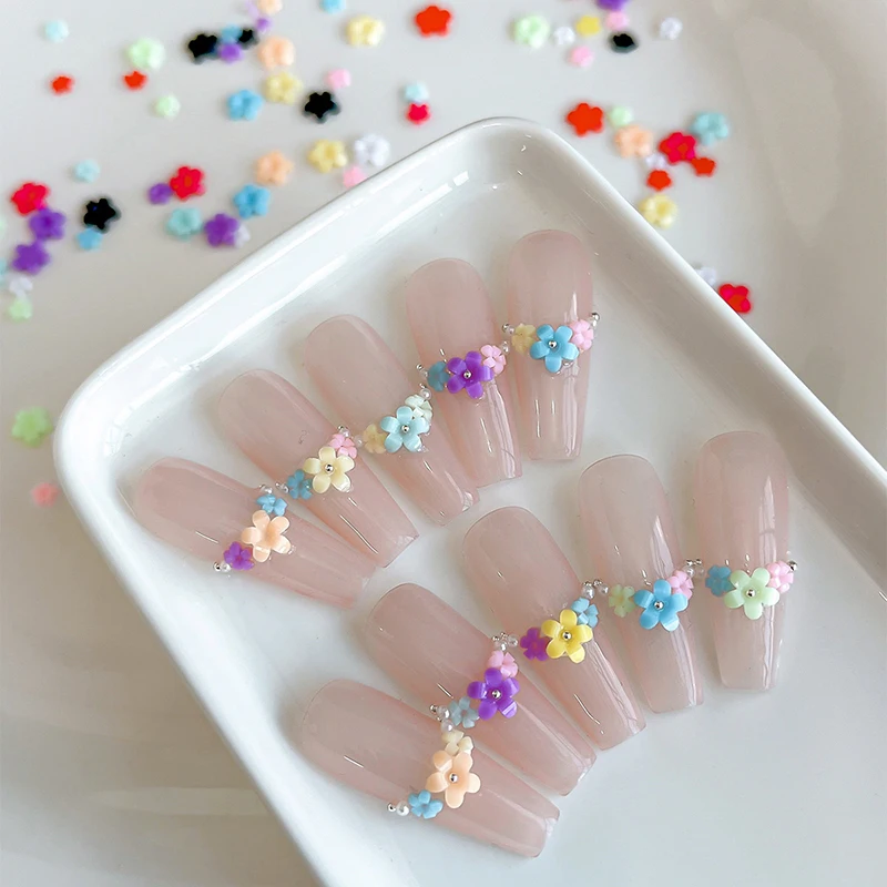 200pcs Japanese Mini Flower Nail Art Charms Acrylic Five-Petal Flower Jewelry Ornament Kawaii Accessories Decorations Manicure