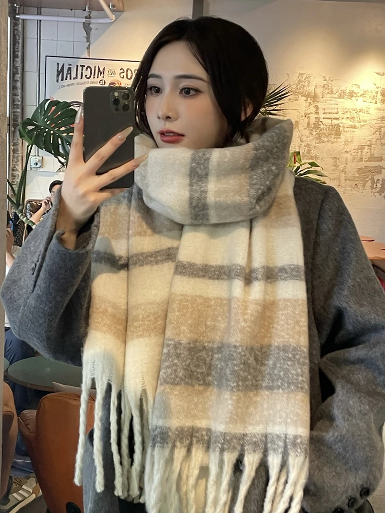 

High-end scarf women's winter new versatile warm knitted scarf thickened mohair shawl dual-purpose tide