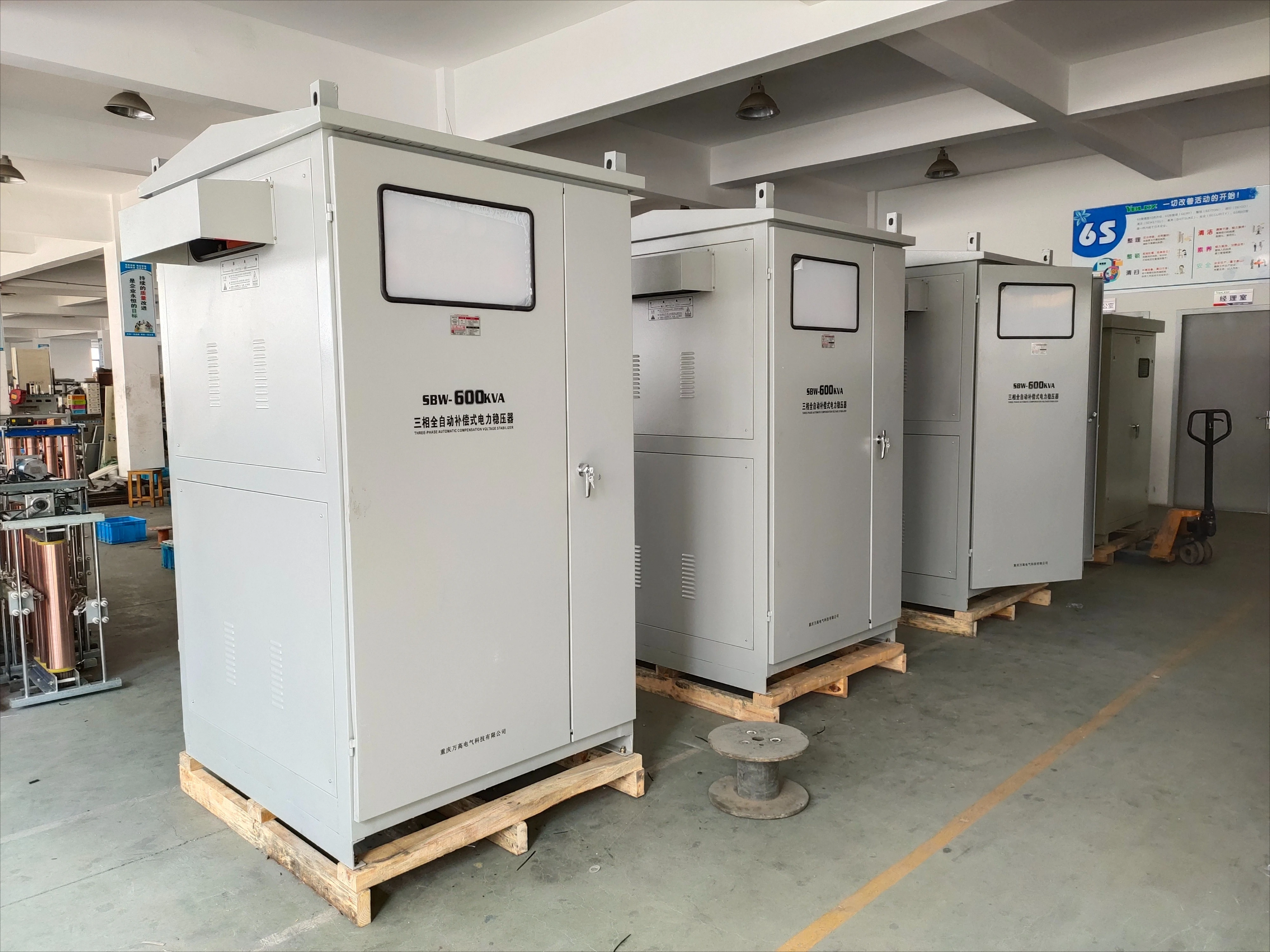 800kva 1000 1500 380v  Certified Avr SBW 3 Phase Individually Control 100% Load Industrial Voltage Regulator Stabilizer