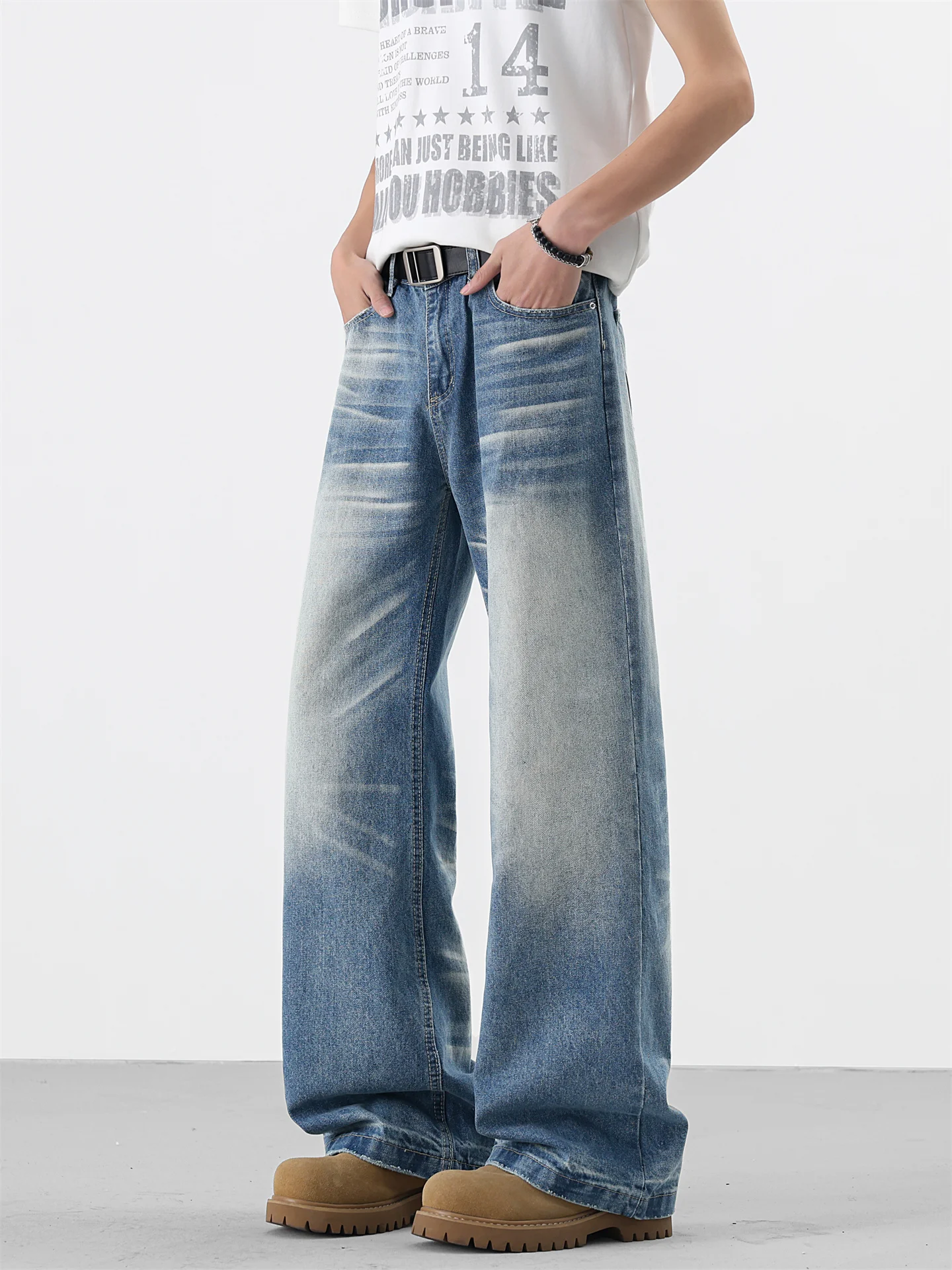 

Мужские джинсы Cleanfit American High Street Vintage: широкие прямые брюки с эффектом похудения, слегка расклешенные, с эффектом потертости, повседневные