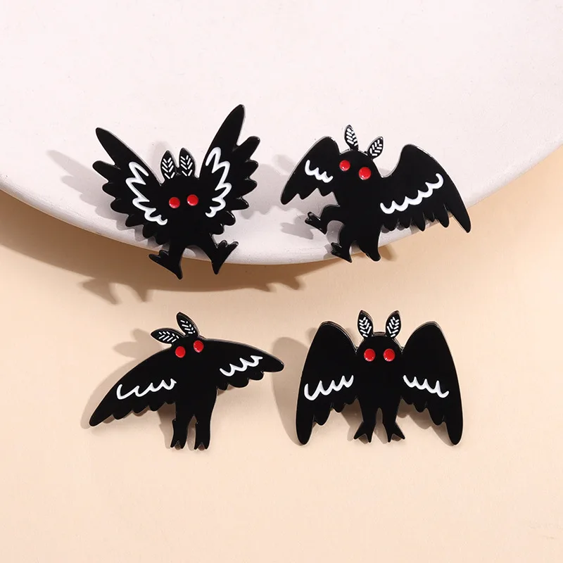 Custom Red Eye Invisible Creature Animal Brooches Lapel Badges Punk Gothic Jewelry Gift for Friends Mothman Enamel Pins