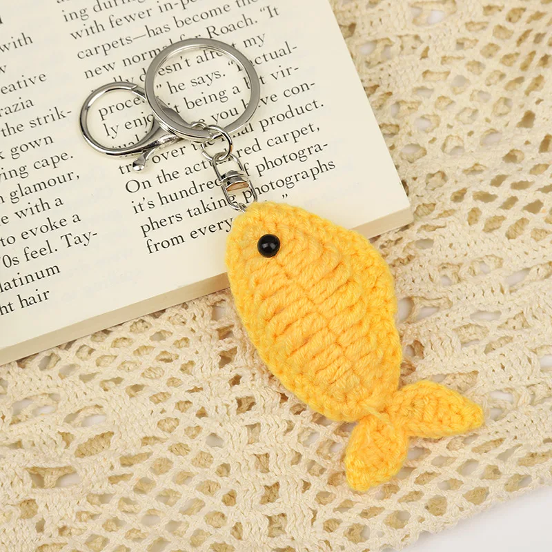 Wool Hook Knitted Rainbow Fish Keychain Hand-woven Key Ring Pendant Cute Fish Key Ring Creative Fish Hanging Decoration