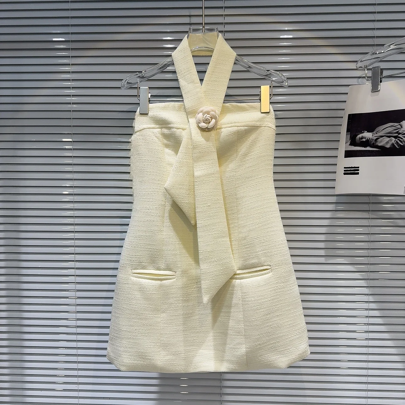 2026年春 花柄タイネック チュール風ツイード バストアップブラ レディースファッション アイコン Hライン スリム 通勤 ポリエステル生地