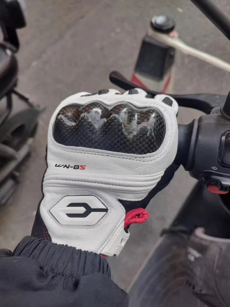 

Breathable Wear-Resistant Motorcycle Gloves for Men - Touch Screen Compatible, Anti-Fall Grip for All-Weather Road Racing & ATV