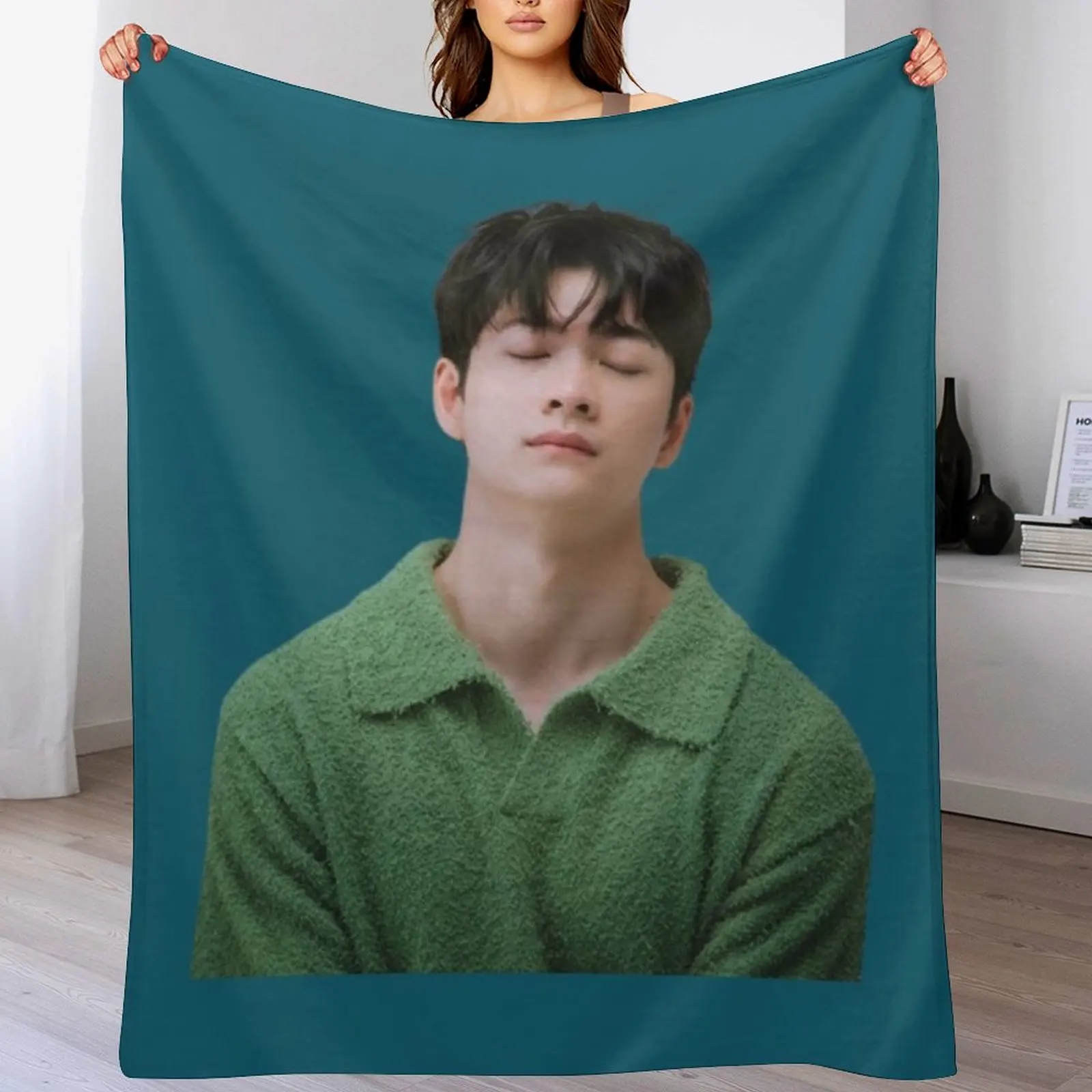 Kang Tae Oh Throw Blanket Soft Comfort Blanket for Reading Watching TV