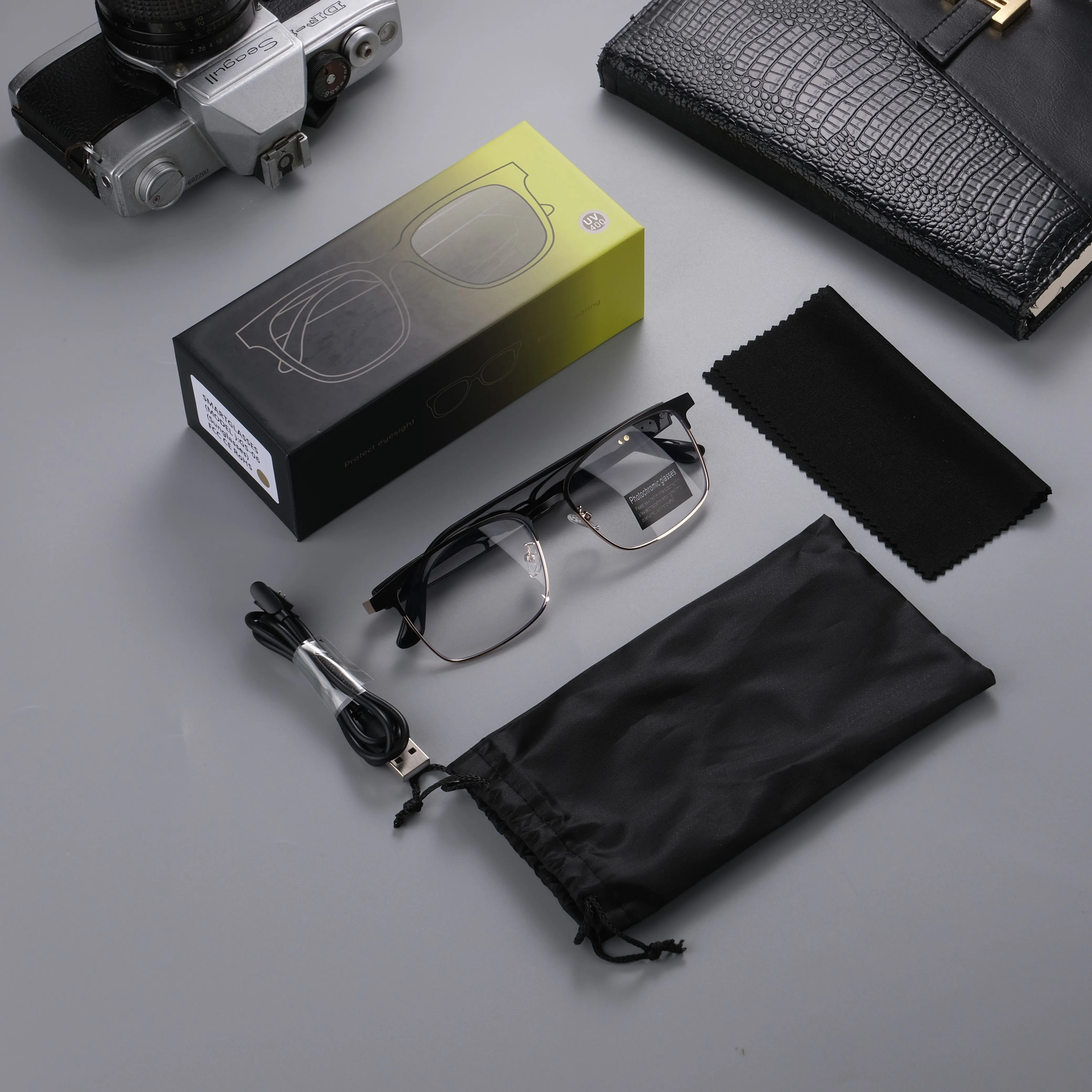 GS06 Smart Color-changing Bluetooth Glasses Body Weight Only 33g Color Change In 3 Seconds For Call/Music /Driving/Navigation