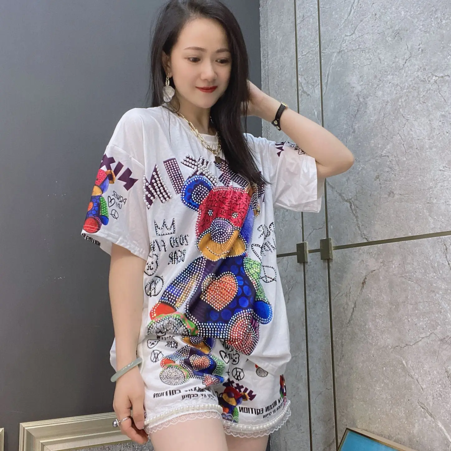 New Summer Women Two-piece Set Hot Diamonds Cartoon Loose Short Sleeve T-shirt Top + Beading Lace Elastic Waist Casual Shorts
