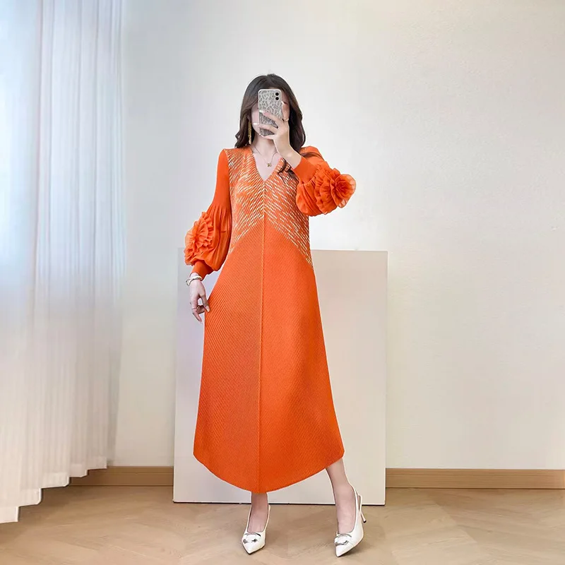 مياكي مطوي 2025 الخريف والشتاء جديد الراقية الساخن ختم مزاجه أنيقة التخسيس البتلة الأكمام المرأة مطوي فستان