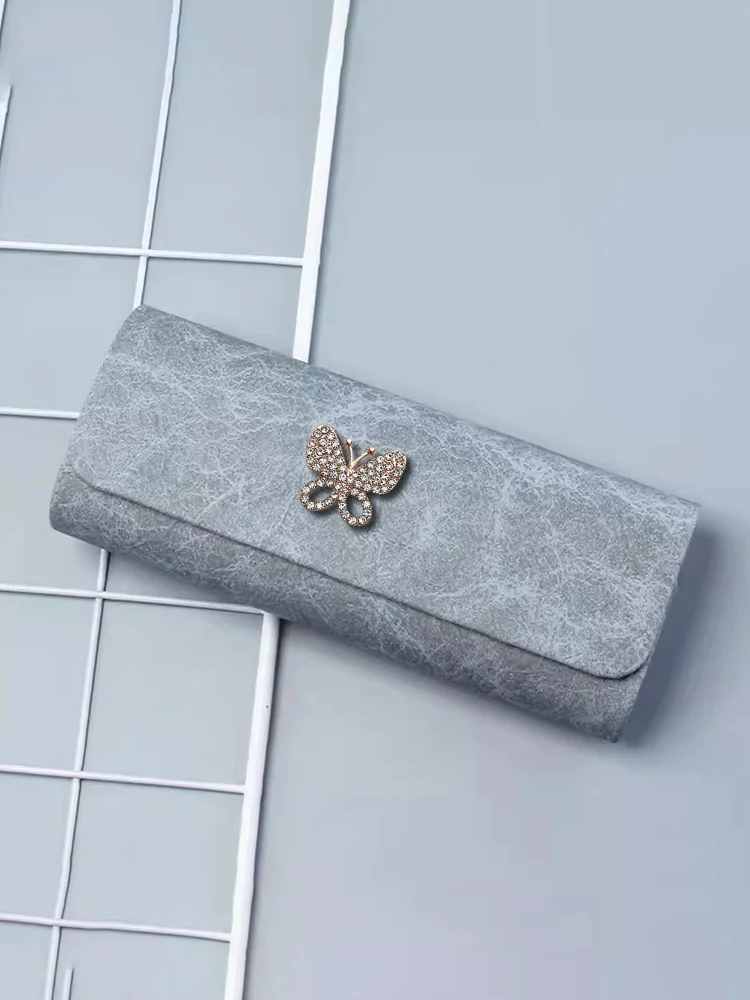 

PU Leather Eyewear Cases Japanese Design Portable Diamond & Pearl Decor, Traditional Essence.