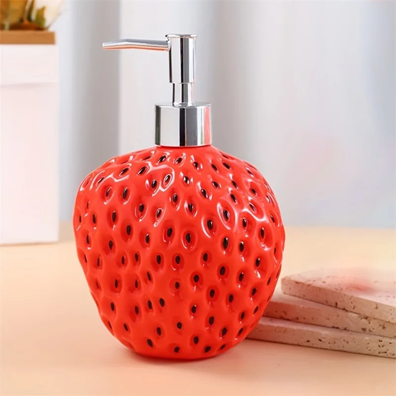 Empty Pump Bottle Refillable Strawberry Shape Soap Shampoo Dispenser Bathroom Lotion Containers for Kitchen Shower