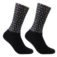Chaussettes de cyclisme antidérapantes sans couture 2026, moulage intégral, chaussettes de vélo haute technologie, chaussettes de compression pour le vélo, la course à pied et les sports de plein air 5