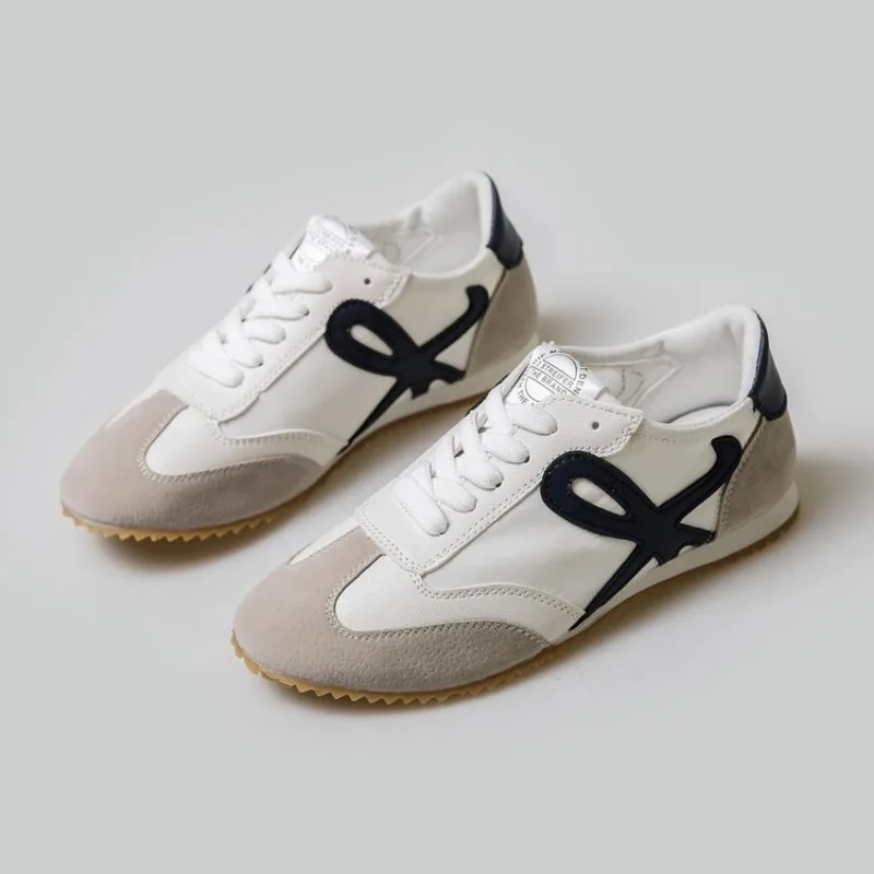 Retro Women Flat Bottom Casual Lightweight Breathable Classic Jogging Sneakers Vulcanize Walking Shoes Female Outdoor Trainers